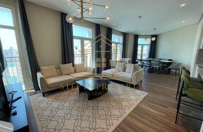 Apartment - 2 Bedrooms - 4 Bathrooms for rent in Viva East - Viva Bahriyah - The Pearl Island - Doha