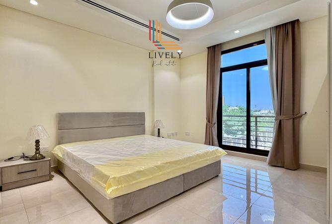 1002921 - Property Image 3