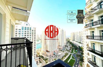 Apartment - 2 Bedrooms - 3 Bathrooms for rent in Floresta Gardens - Floresta Gardens - The Pearl Island - Doha