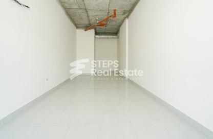 Shop - Studio - 1 Bathroom for rent in Old Airport Road - Old Airport Road - Doha