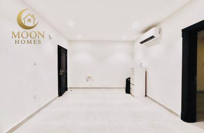 Apartment - 1 - 1 for rent in Umm Ghuwailina 4 - Umm Ghuwailina - Doha Apartment - 1 - 1 for rent in Umm Ghuwailina 4 - Umm Ghuwailina - Doha