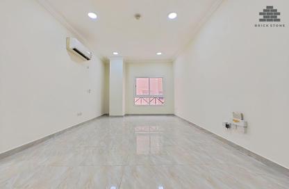 Apartment - 2 Bedrooms - 2 Bathrooms for rent in Muntazah 7 - Al Muntazah - Doha