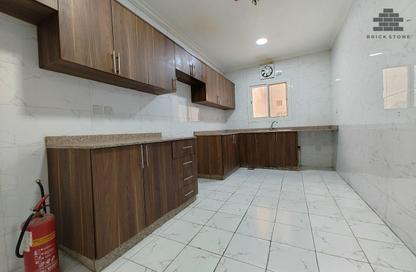 Apartment - 2 Bedrooms - 2 Bathrooms for rent in Muntazah 7 - Al Muntazah - Doha