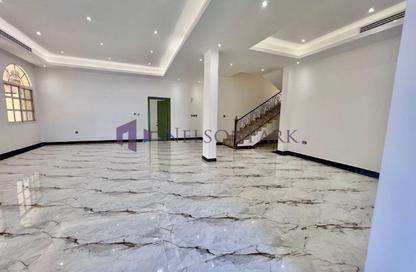 Villa - 5 Bedrooms - 4 Bathrooms for rent in West Gate - West Bay Lagoon - Doha