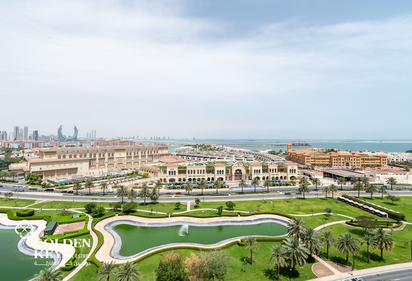 Luxury 1-BHK| Bills Included | Weekly Housekeeping