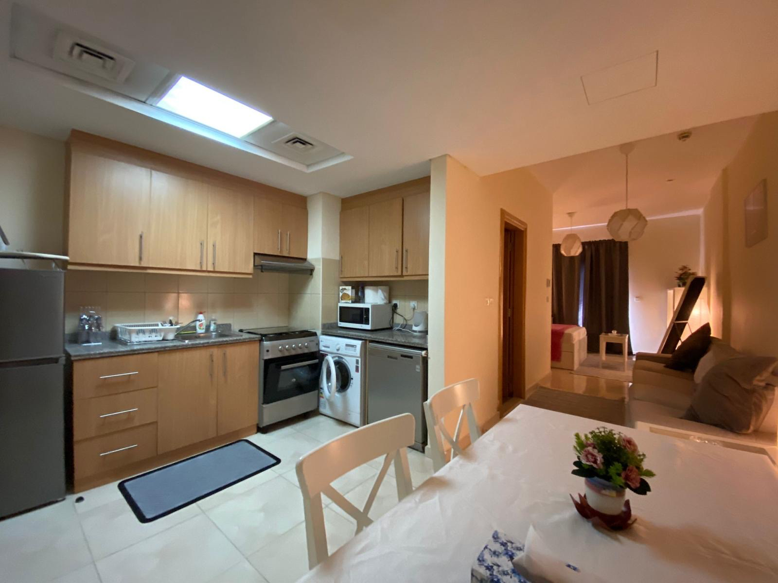 FINEST/CHEAPEST FURNISHED STUDIO WITH BILLS 4500 thumbnail 5