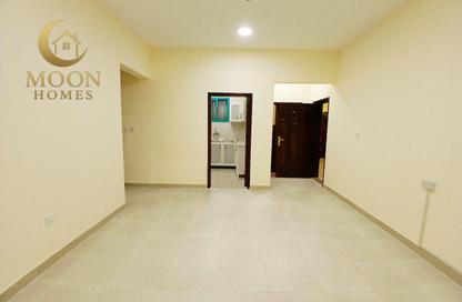 Apartment - 2 - 2 for rent in Umm Ghuwailina 4 - Umm Ghuwailina - Doha