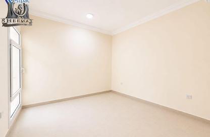 Apartment - 2 Bedrooms - 2 Bathrooms for rent in Umm Ghwailina Comm - Umm Ghuwalina - Umm Ghuwailina - Doha Apartment - 2 Bedrooms - 2 Bathrooms for rent in Umm Ghwailina Comm - Umm Ghuwalina - Umm Ghuwailina - Doha