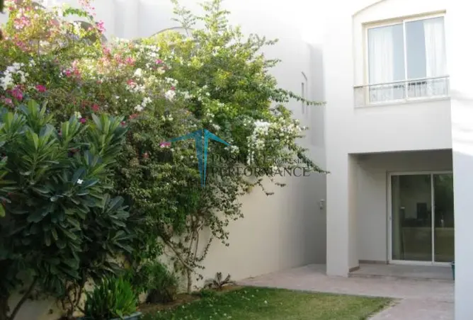 64310330 - Property Image 2
