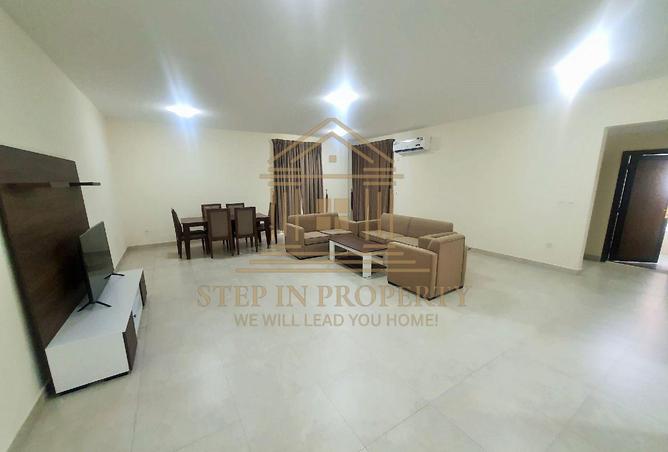 52273602 - Property Main Image