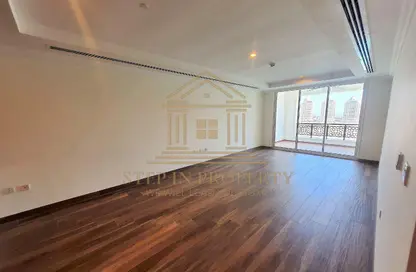Apartment - 1 Bedroom - 2 Bathrooms for rent in Viva Central - Viva Bahriyah - The Pearl Island - Doha