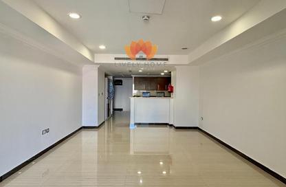 Apartment - Studio - 1 Bathroom for rent in East Porto Drive - Porto Arabia - The Pearl Island - Doha