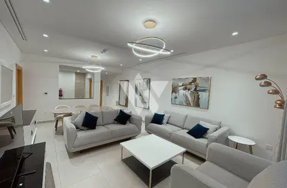 Apartment - 2 Bedrooms - 3 Bathrooms for rent in Floresta Gardens - Floresta Gardens - The Pearl Island - Doha Apartment - 2 Bedrooms - 3 Bathrooms for rent in Floresta Gardens - Floresta Gardens - The Pearl Island - Doha