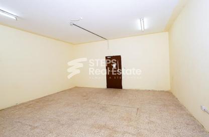 سكن عمال - استوديو - 8 حمامات للايجار في المنطقة الصناعية 5 - المنطقة الصناعية - المنطقة الصناعية - الدوحة