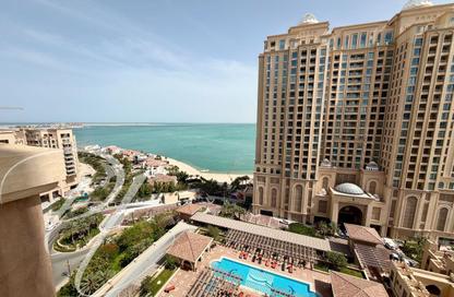 Apartment - 2 Bedrooms - 3 Bathrooms for rent in Tower 31 - Porto Arabia - The Pearl Island - Doha
