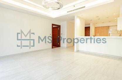 Apartment - 1 Bedroom - 2 Bathrooms for sale in Crystal Residence - Gewan Island - The Pearl Island - Doha