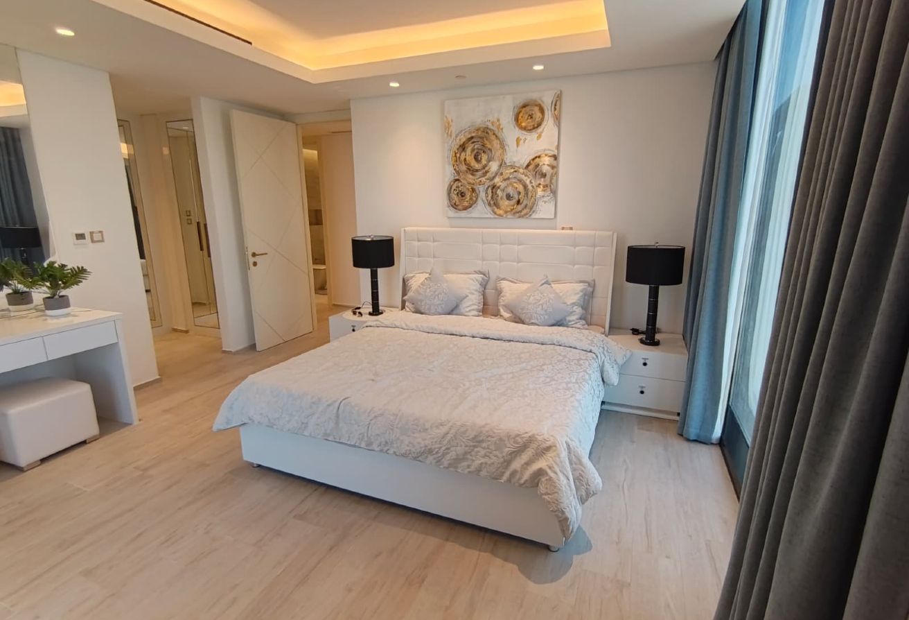 3bhk with full sea view fully furnished Inculdings thumbnail 4