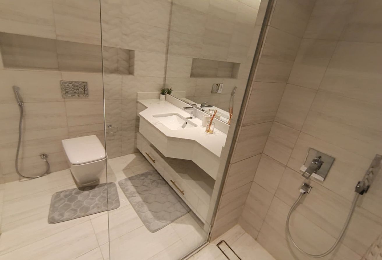 3bhk with full sea view fully furnished Inculdings thumbnail 8