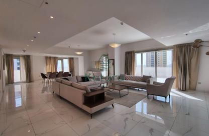 Apartment - 4 Bedrooms - 5 Bathrooms for rent in West Bay - West Bay - Doha