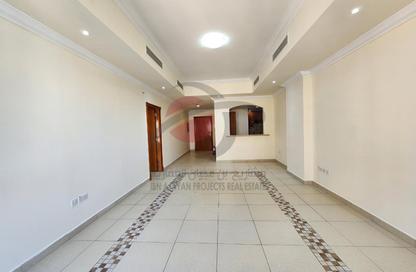 Apartment - 1 Bedroom - 2 Bathrooms for rent in East Porto Drive - Porto Arabia - The Pearl Island - Doha