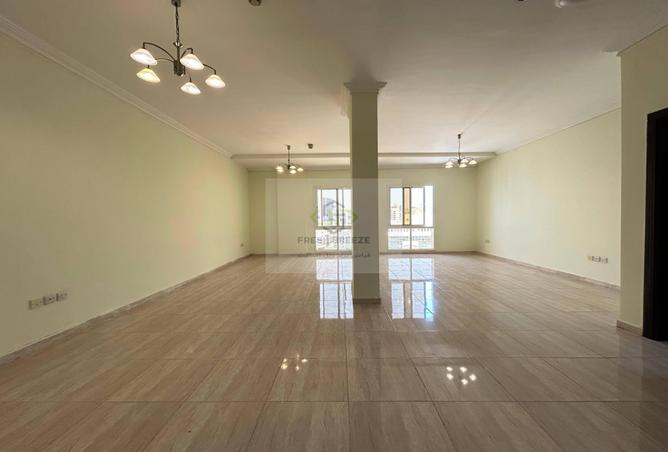 54152230 - الصورة الرئيسية للعقار