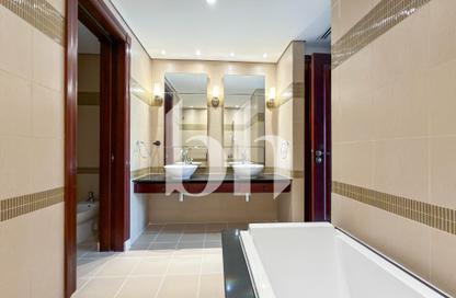 Townhouse - 2 - 3 for rent in Porto Arabia Townhouses - Porto Arabia - The Pearl Island - Doha