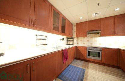 Apartment - 1 Bedroom - 2 Bathrooms for rent in West Porto Drive - Porto Arabia - The Pearl Island - Doha