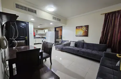 Apartment - 1 Bedroom - 2 Bathrooms for rent in Umm Ghwailina Comm - Umm Ghuwalina - Umm Ghuwailina - Doha