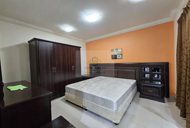 52866308 - Property Image 3