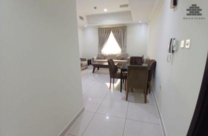Apartment - 1 Bedroom - 2 Bathrooms for rent in Umm Ghwailina Comm - Umm Ghuwalina - Umm Ghuwailina - Doha
