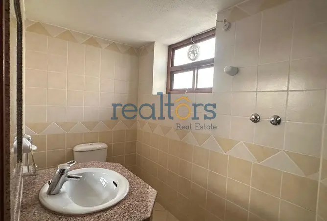 62693621 - Property Image 3