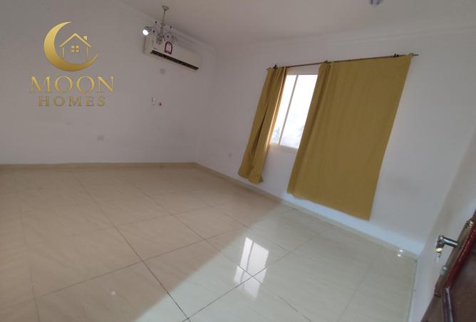 53143570 - Property Image 3