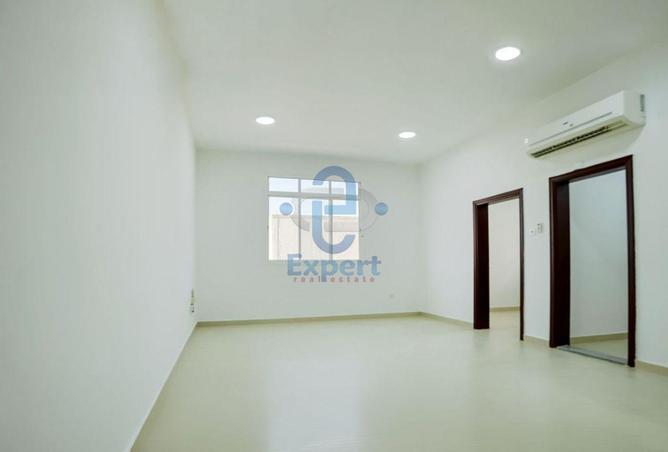 61788107 - Property Image 3