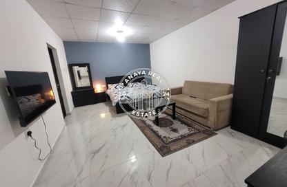 Villa - Studio - 1 Bathroom for rent in Bu Hamour Street - Abu Hamour - Doha