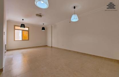 Apartment - 2 Bedrooms - 2 Bathrooms for rent in Al Sadd Road - Al Sadd - Doha