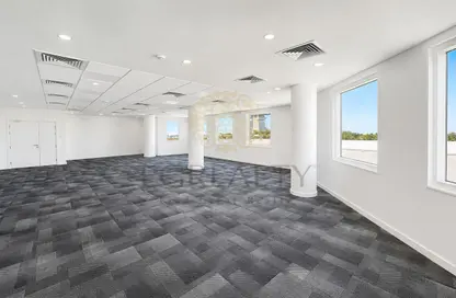 Office Space - Studio - 2 Bathrooms for rent in West Bay Tower - West Bay - West Bay - Doha