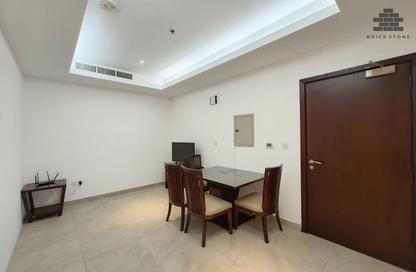 Apartment - 2 Bedrooms - 2 Bathrooms for rent in Umm Ghuwailina 4 - Umm Ghuwailina - Doha