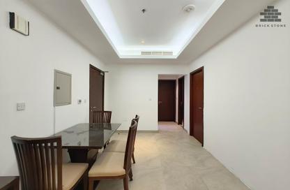 Apartment - 2 Bedrooms - 2 Bathrooms for rent in Umm Ghuwailina 4 - Umm Ghuwailina - Doha