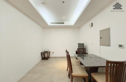 Apartment - 2 Bedrooms - 2 Bathrooms for rent in Umm Ghuwailina 4 - Umm Ghuwailina - Doha
