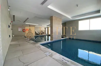 شقة - 2 غرف نوم - 3 حمامات للايجار في سومرست أل منصور - المنصورة - الدوحة