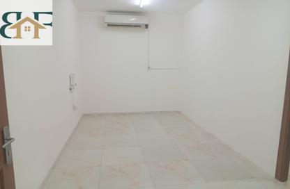Apartment - 1 Bedroom - 1 Bathroom for rent in Al Mansoura - Al Mansoura - Doha