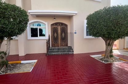 Compound - 4 Bedrooms - 3 Bathrooms for rent in Ain Khaled Villas - Ain Khaled - Doha