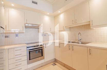 Apartment - 3 Bedrooms - 4 Bathrooms for rent in Qanat Quartier - The Pearl Island - Doha Apartment - 3 Bedrooms - 4 Bathrooms for rent in Qanat Quartier - The Pearl Island - Doha