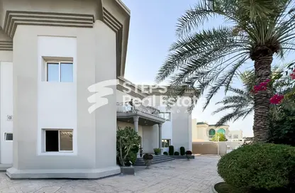 Villa - 5 Bedrooms - 7 Bathrooms for sale in Legtaifiya Lagoon - West Bay - Doha