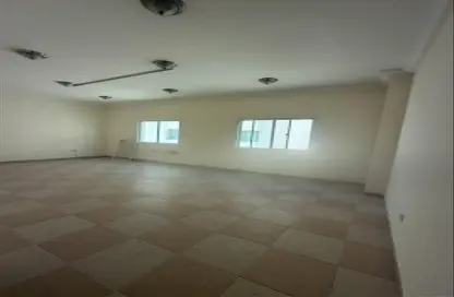 Apartment - 2 Bedrooms - 2 Bathrooms for rent in Al Sadd - Doha