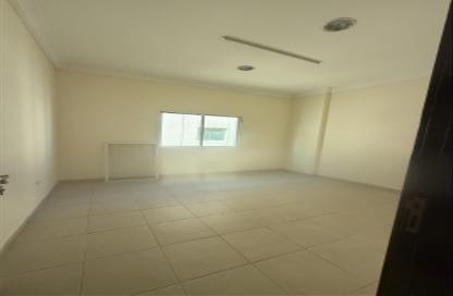 Apartment - 2 Bedrooms - 2 Bathrooms for rent in Al Sadd - Doha