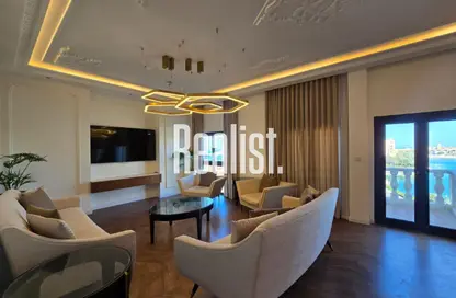 Apartment - 2 Bedrooms - 3 Bathrooms for rent in Chateau - Qanat Quartier - The Pearl Island - Doha