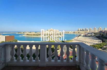 Apartment - 2 Bedrooms - 3 Bathrooms for rent in Chateau - Qanat Quartier - The Pearl Island - Doha