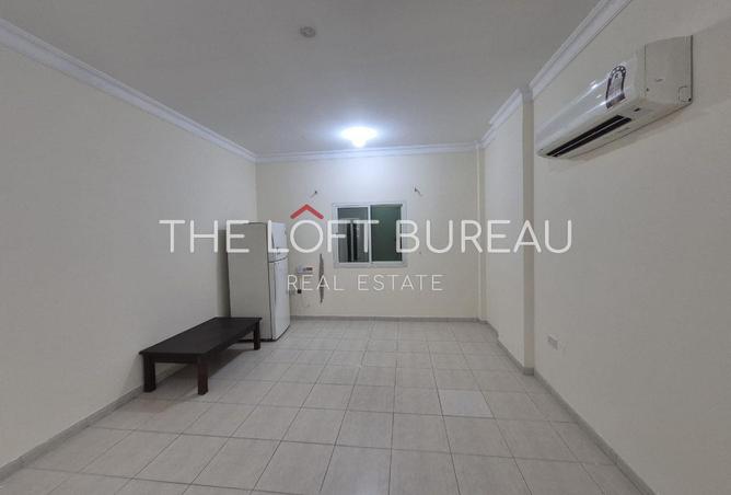 61112125 - Property Main Image