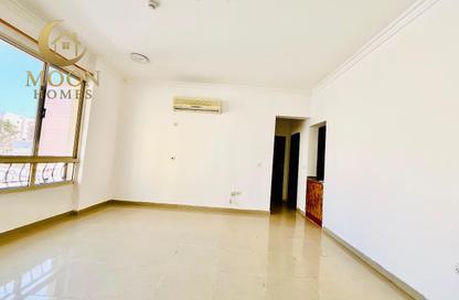 Apartment - 1 Bedroom - 1 Bathroom for rent in Umm Ghwailina Comm - Umm Ghuwalina - Umm Ghuwailina - Doha